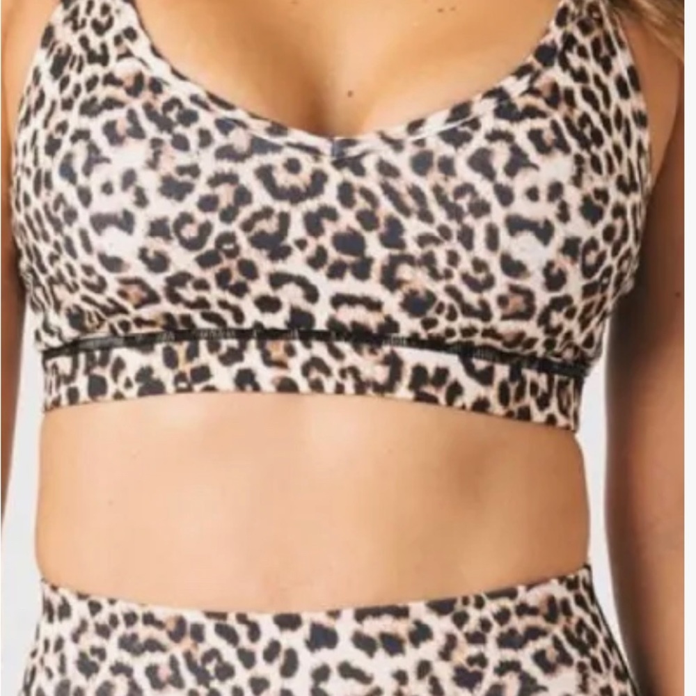 Zyia Brand Leopard Print size X lg